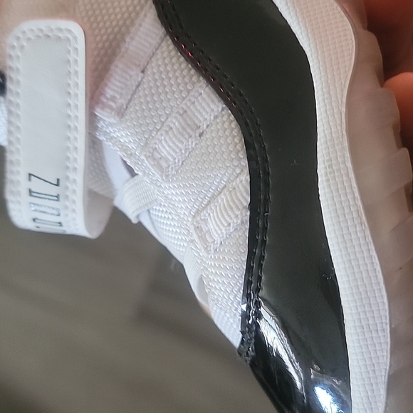 Air Jordan 11 Concord (Toddler) - Picture 4 of 4